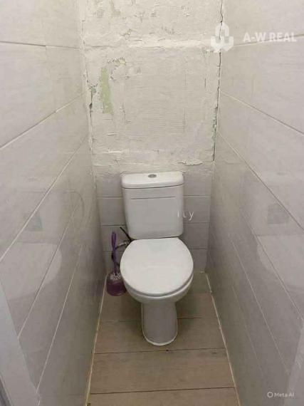 Na predaj 3 izbový byt na 2 poschodí s výťahom za priateľskú cenu v DS na Nám. Priateľstva 118 000,-€