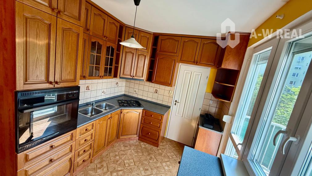 A-W REAL  |  NA PREDAJ 2-IZBOVÝ BYT NA 2. POSCHODÍ