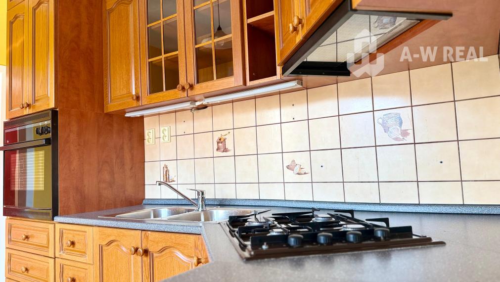 A-W REAL  |  NA PREDAJ 2-IZBOVÝ BYT NA 2. POSCHODÍ