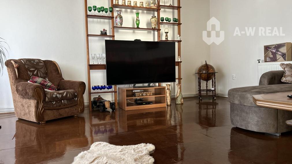 Ůžasný rodinný dom v obci Trstice.