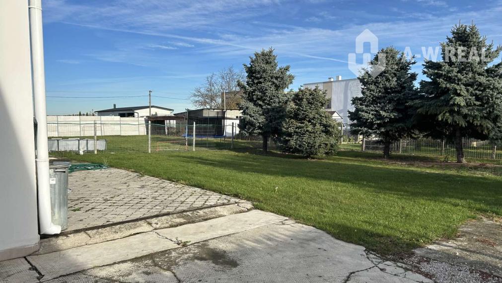 Ůžasný rodinný dom v obci Trstice.