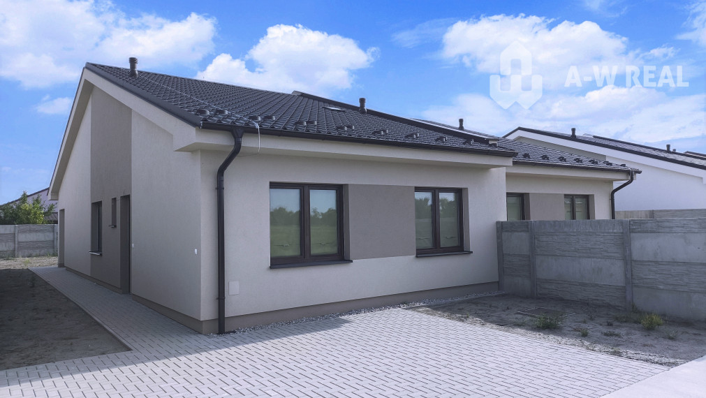 Treba len prísť a bývať - 4izbový rodinný dom (dvojdom) v obci Horná Potôň!