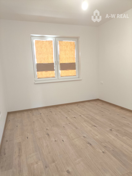 Treba len prísť a bývať - 4izbový rodinný dom (dvojdom) v obci Horná Potôň!