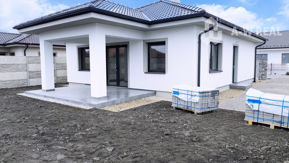 Rodinný dom s tepelným čerpadlom v obci Horná Potôň!