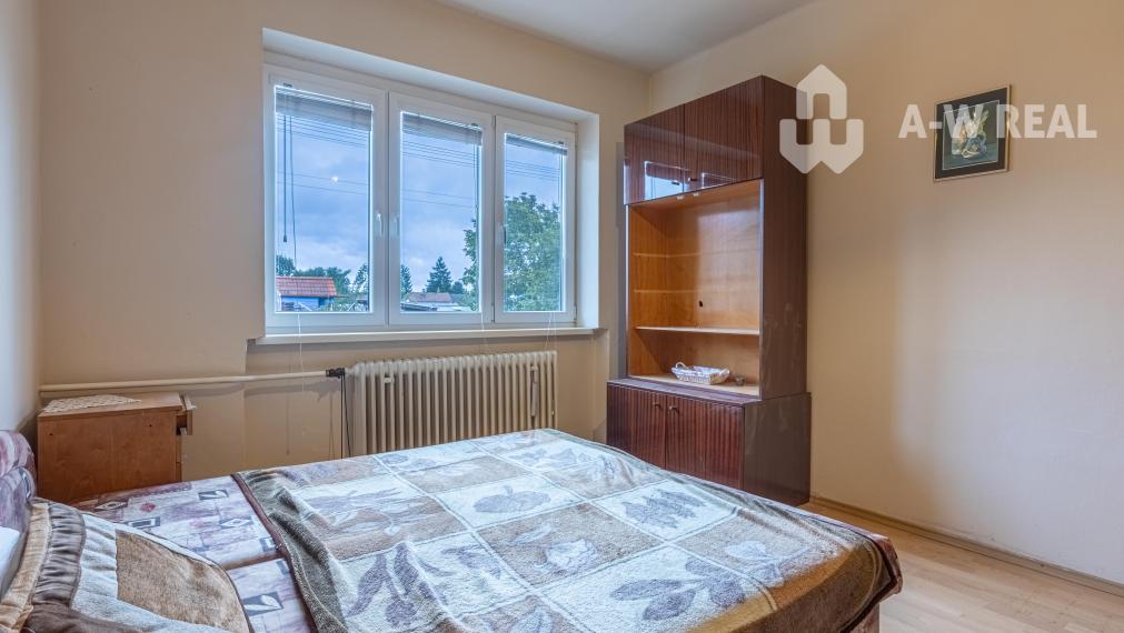 Na predaj 5 izbový rodinný dom s malým pozemkom  v obci Dolný Štál