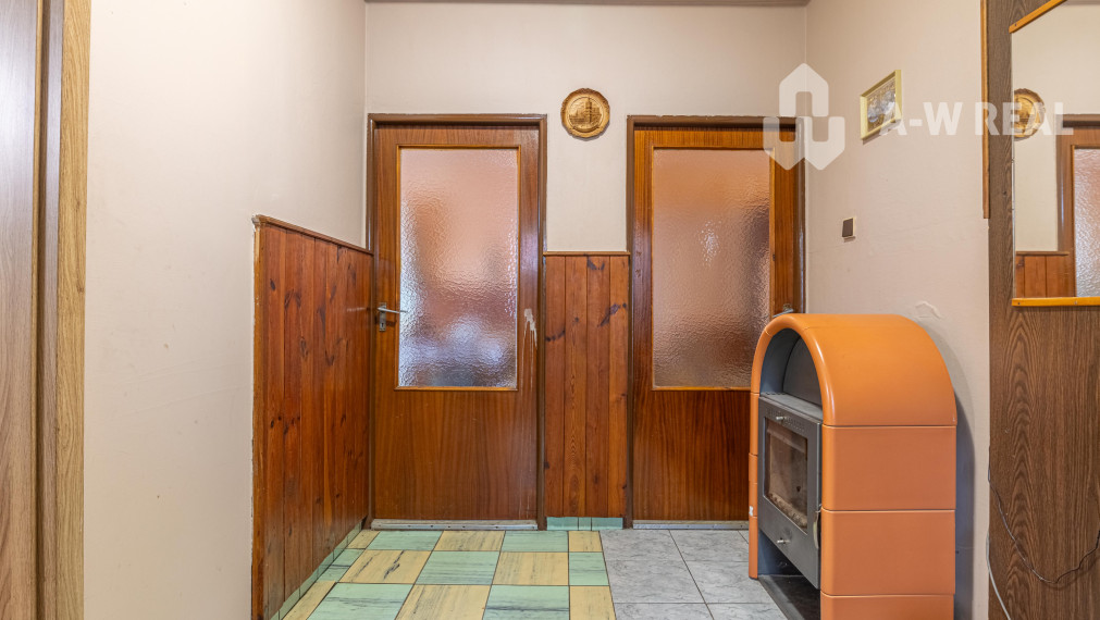 Na predaj 5 izbový rodinný dom s malým pozemkom  v obci Dolný Štál