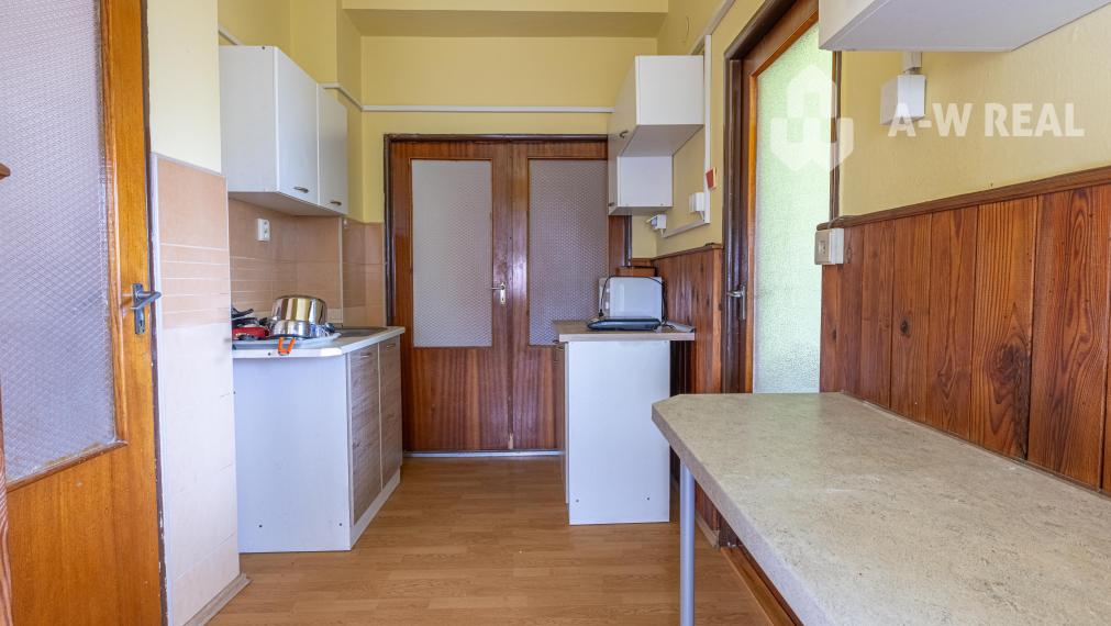 Na predaj 5 izbový rodinný dom s malým pozemkom  v obci Dolný Štál