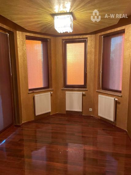 Na prenájom: 6-i. Rodinný dom s garážou a pozemkom, prenájom od 1.12.2025!!!