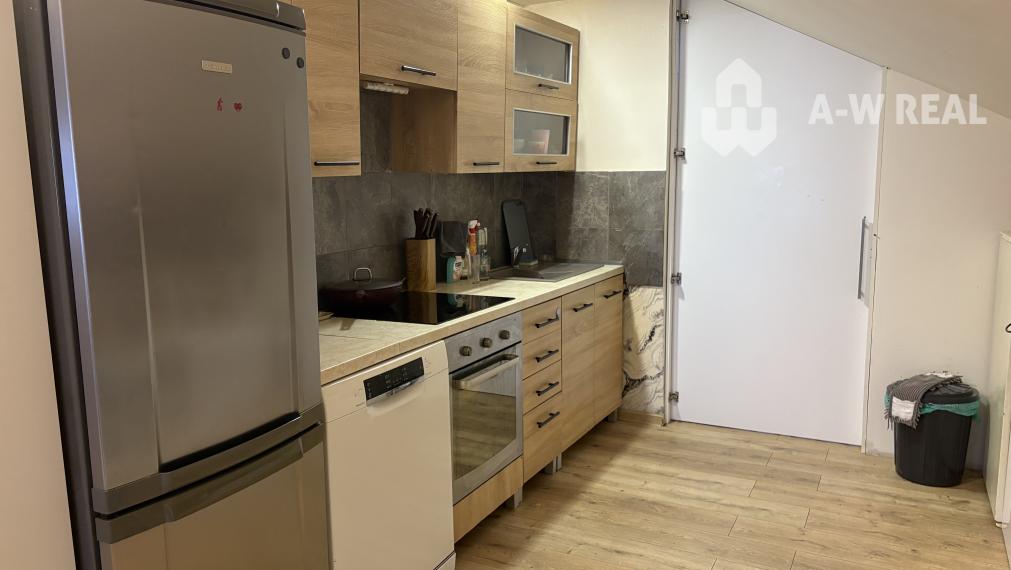 Znížená cena:  prerobený 5 + 1 izbový rodinný dom s priestrannou záhradou na 9 á pozemku v obci Kútniky pri Dunajskej Strede