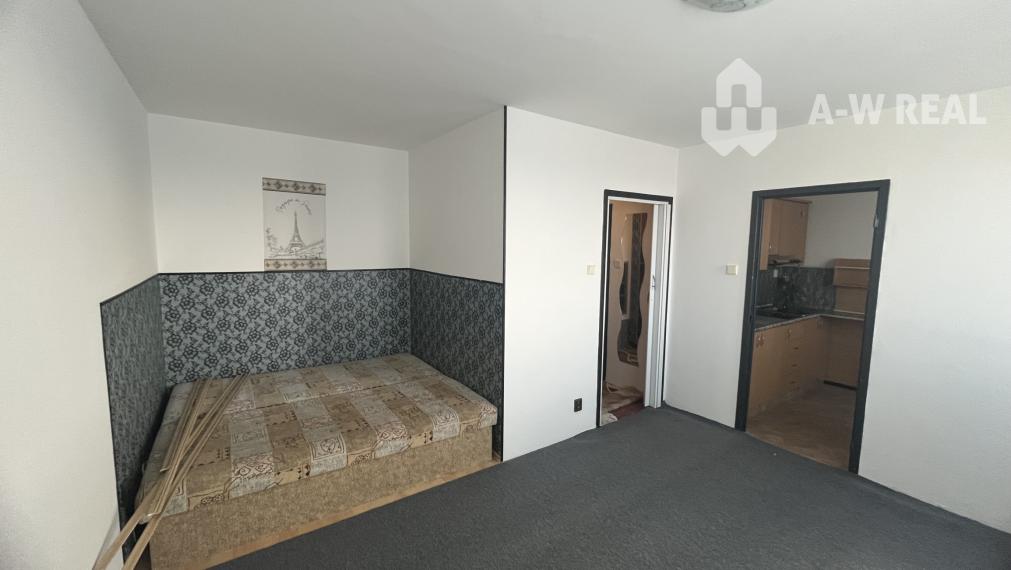 Na prenájom 1 izbový byt - Dunajská Streda