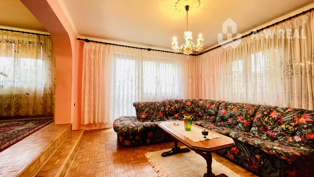 A-W REAL | RODINNÝ DOM NA PREDAJ V OBCI OKOČ