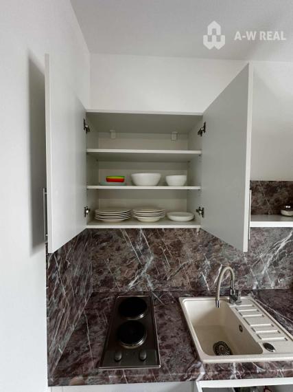 0918/197 701  Na prenájom pekná a kompletne zariadená garsónka v Dunajskej Strede vedľa termálneho kúpaliska s klimatizáciou, s internetom aj s parkovacím miestom od 1-ého FEBRUÁRA