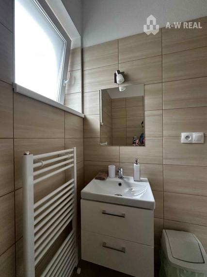 0918/197 701  Na prenájom pekná a kompletne zariadená garsónka v Dunajskej Strede vedľa termálneho kúpaliska s klimatizáciou, s internetom aj s parkovacím miestom od 1-ého FEBRUÁRA