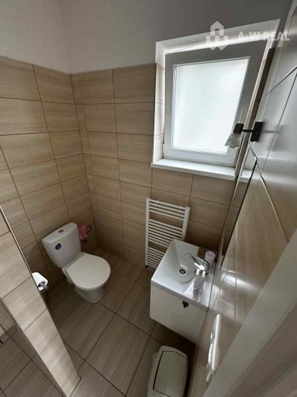 0918/197 701  Na prenájom pekná a kompletne zariadená garsónka v Dunajskej Strede vedľa termálneho kúpaliska s klimatizáciou, s internetom aj s parkovacím miestom od 1-ého FEBRUÁRA