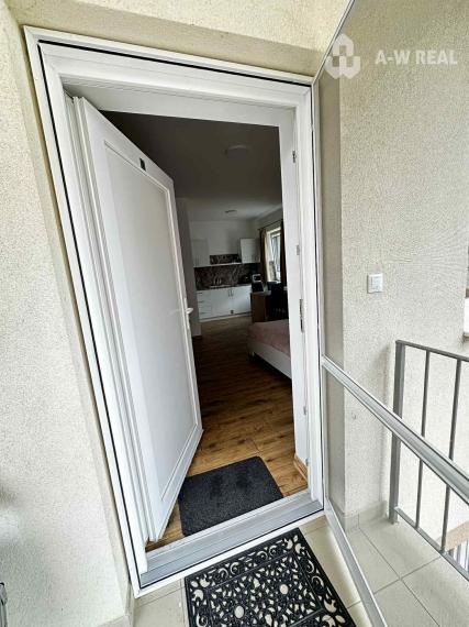 0918/197 701  Na prenájom pekná a kompletne zariadená garsónka v Dunajskej Strede vedľa termálneho kúpaliska s klimatizáciou, s internetom aj s parkovacím miestom od 1-ého FEBRUÁRA