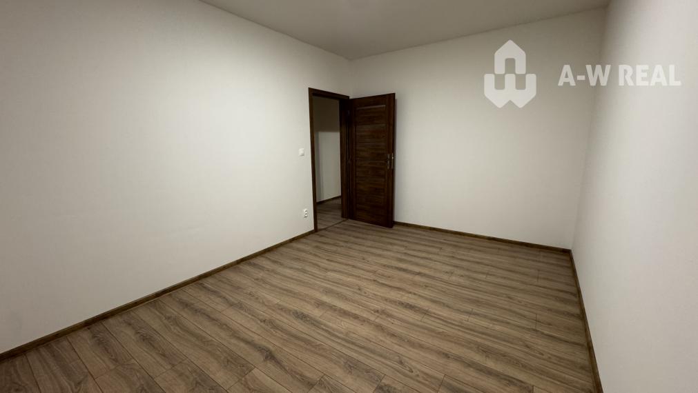 Awreal ponúka na predaj 4izbový bungalov v Hornom Bare