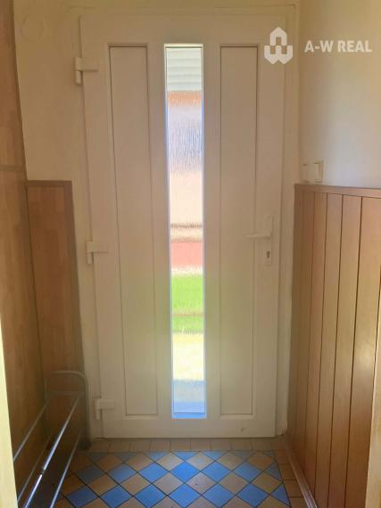 REZERVOVANÉ  0918197701 - Na predaj poschodový rodinný dom v pôvodnom stave v obci Vydrany