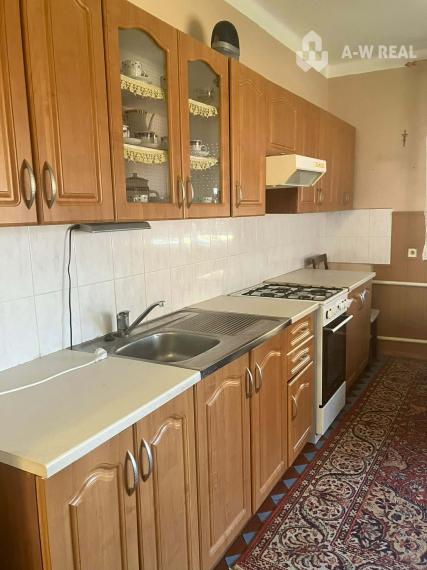 REZERVOVANÉ  0918197701 - Na predaj poschodový rodinný dom v pôvodnom stave v obci Vydrany