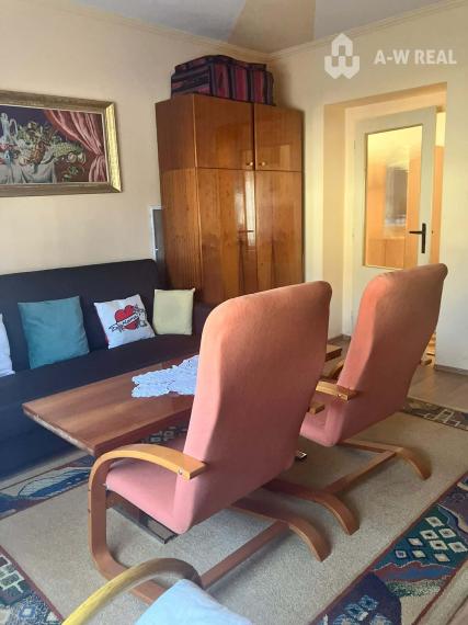 REZERVOVANÉ  0918197701 - Na predaj poschodový rodinný dom v pôvodnom stave v obci Vydrany