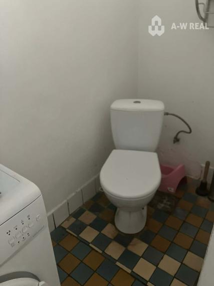 REZERVOVANÉ  0918197701 - Na predaj poschodový rodinný dom v pôvodnom stave v obci Vydrany