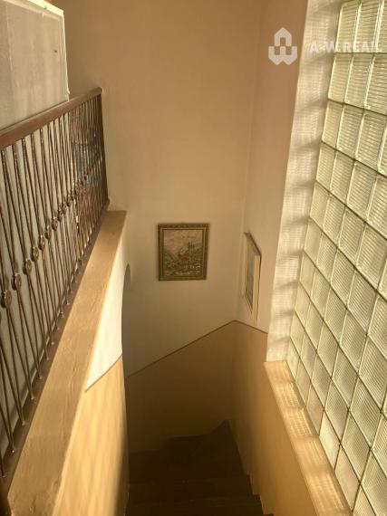 REZERVOVANÉ  0918197701 - Na predaj poschodový rodinný dom v pôvodnom stave v obci Vydrany