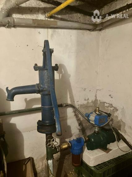 REZERVOVANÉ  0918197701 - Na predaj poschodový rodinný dom v pôvodnom stave v obci Vydrany