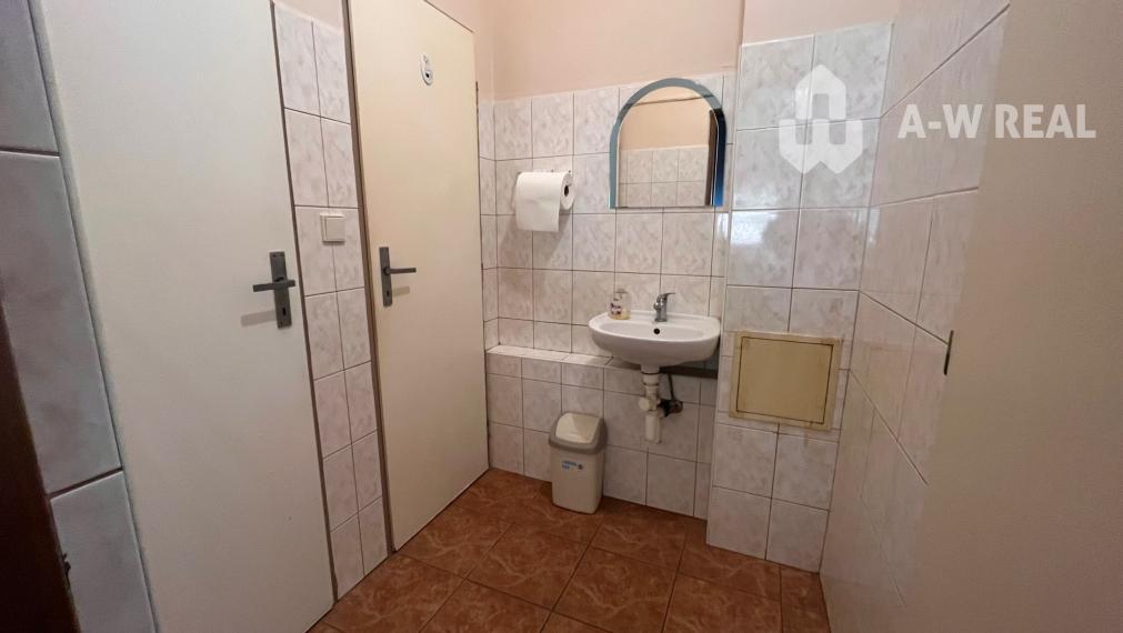 Znížená cena!!!!   Obchodný priestor na prenájom.