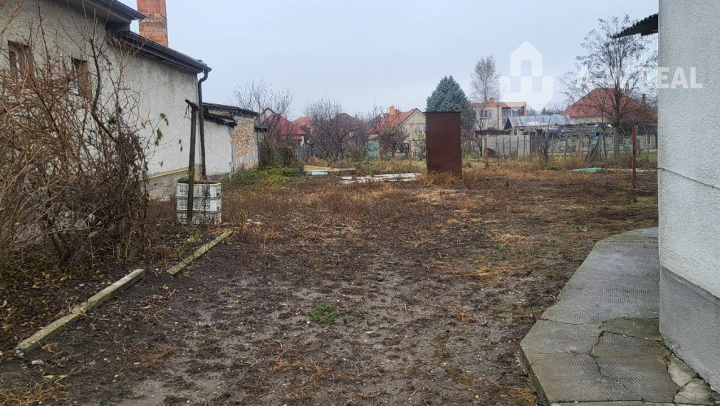 Znížená cena!predaj starší rodinný dom v obci Ohrady