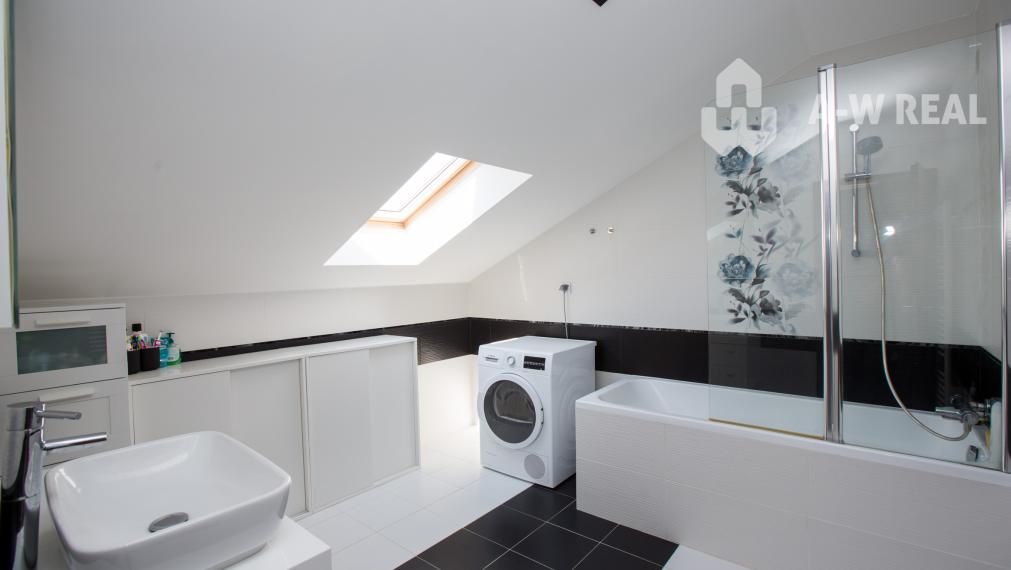 Byt v centre mesta v tehlovej stavbe.