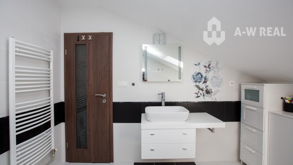 Byt v centre mesta v tehlovej stavbe.