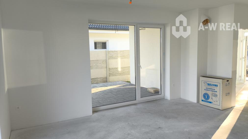 4 izbový rodinný  dom v obci Michal na Ostrove!