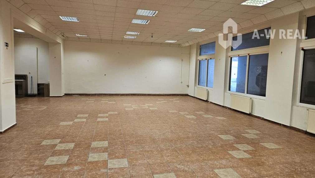 Exkluzívny obchodný priestor na predaj v centre Dunajskej Stredy – ul. Vámbéryho
