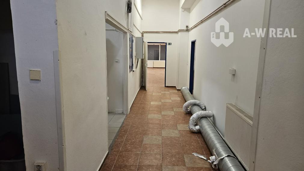 Exkluzívny obchodný priestor na predaj v centre Dunajskej Stredy – ul. Vámbéryho