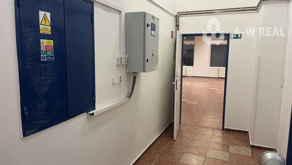 Exkluzívny obchodný priestor na predaj v centre Dunajskej Stredy – ul. Vámbéryho