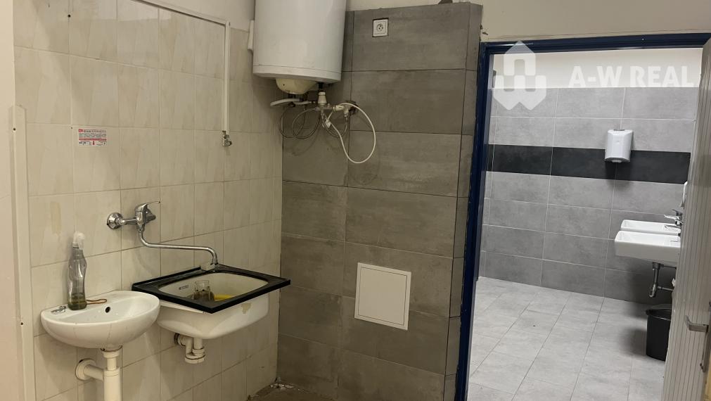 Exkluzívny obchodný priestor na predaj v centre Dunajskej Stredy – ul. Vámbéryho