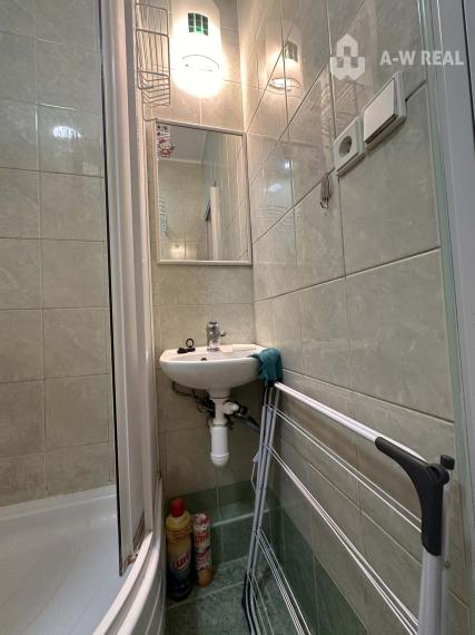 Na prenájom garsónka s balkónom aj s výťahom   v centre mesta DS