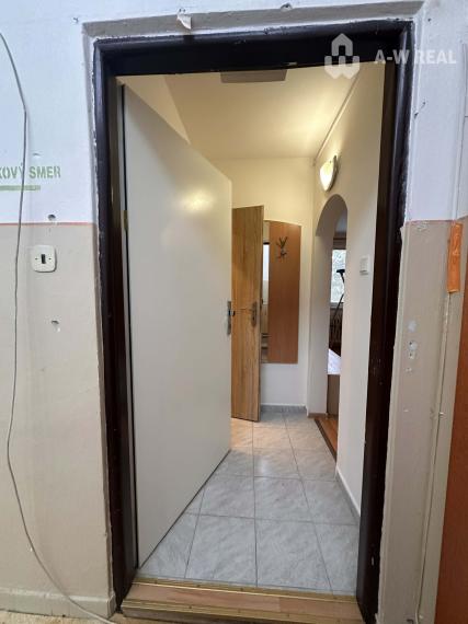 Na prenájom garsónka na ulici Ružový háj v DS