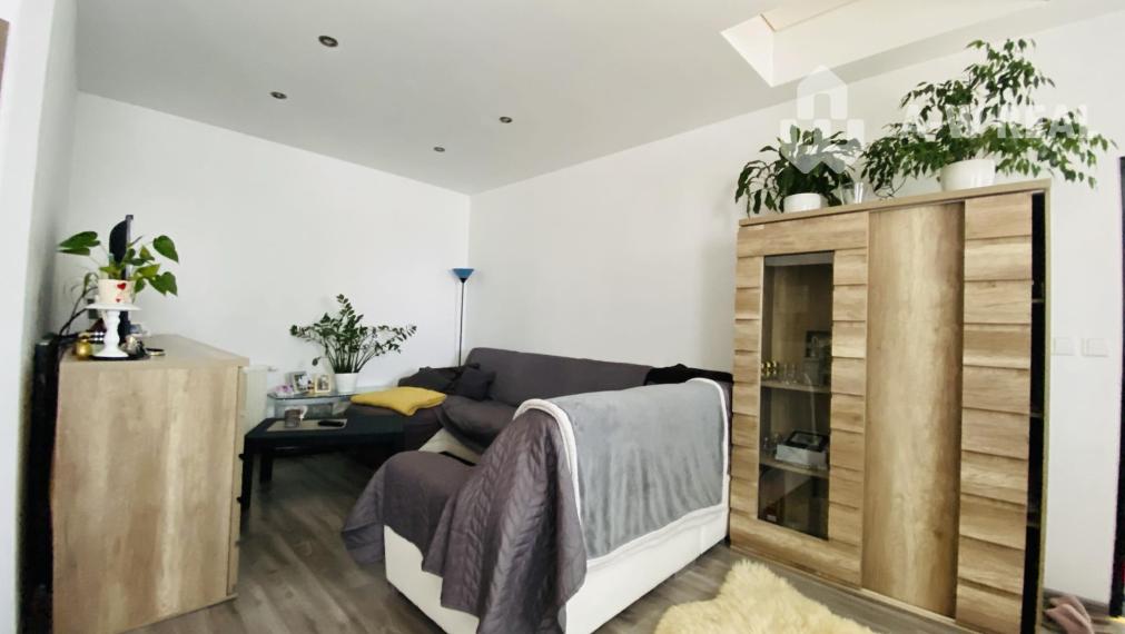 Predám 3 izbový rodinný dom s malým pozemkom v obci Ohrady iba 7 km od Dunajskej Stredy