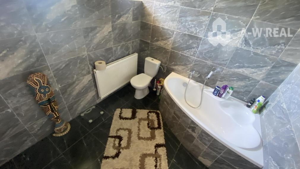 Predám 3 izbový rodinný dom s malým pozemkom v obci Ohrady iba 7 km od Dunajskej Stredy