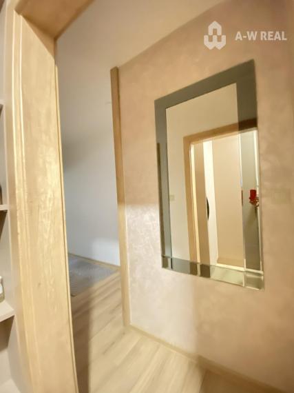 Predám priestranný  3 izbový  byt s veľkou terasou a možnosťou kúpy garáže v Dunajskej Strede alebo majiteľ je otvorený aj výmene za iný dom v okruhu 15 km od DS