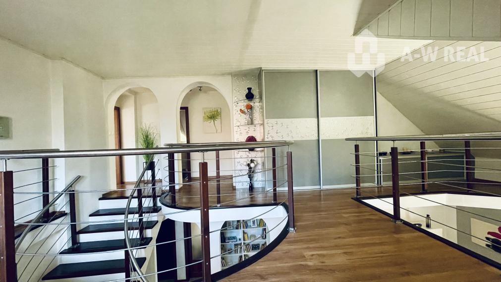 VKUSNÝ 4-IZBOVÝ RODINNÝ DOM S GARÁŽOU NA PREDAJ V OBCI TOPOĽNÍKY