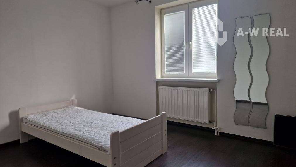 Na prenájom zariadený 3- izbový rodinný dom