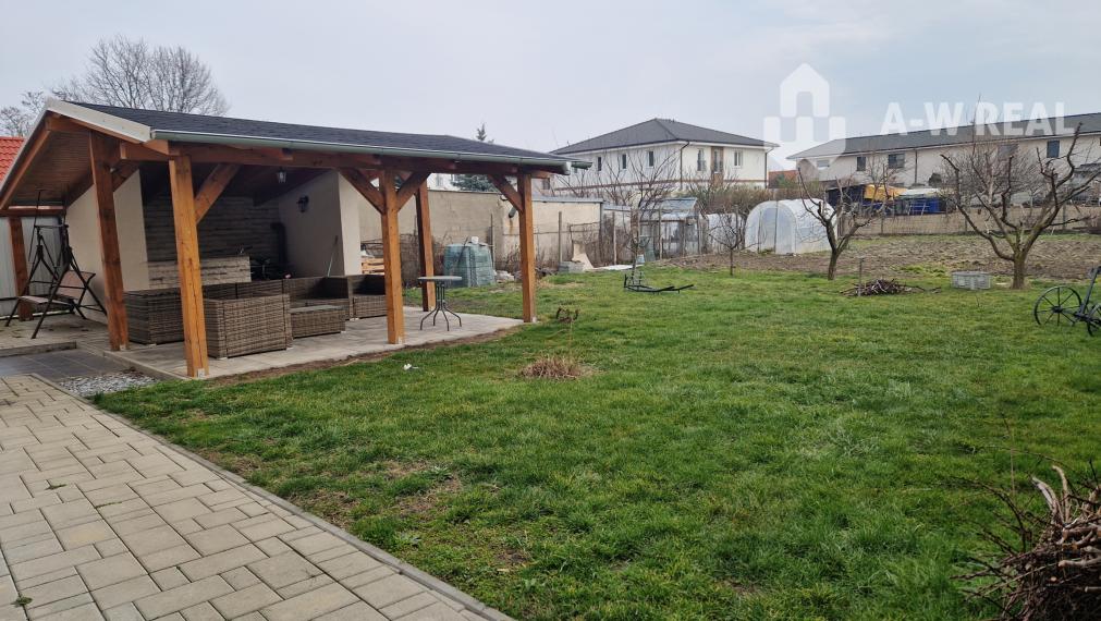 Na prenájom zariadený 3- izbový rodinný dom