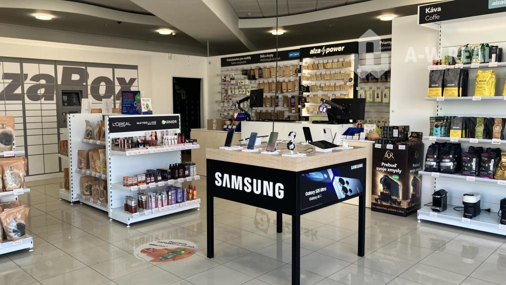 ☎️0911 234 656 Prenájom obchodný priestor v centre mesta Dunajská Streda