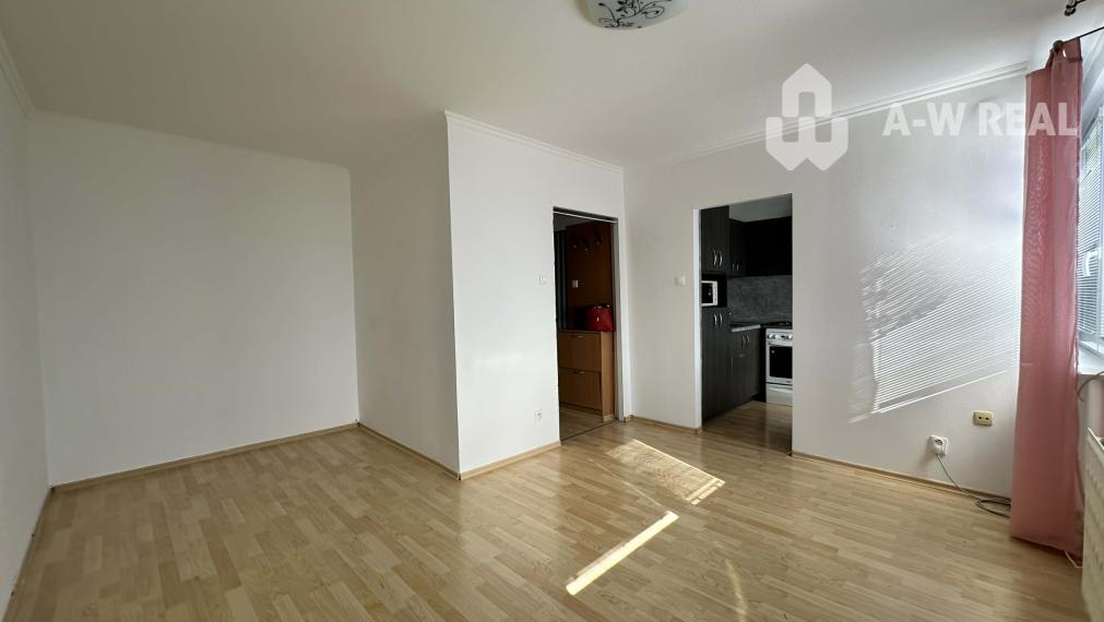 ☎️ 0918/197 701 Na prenájom garsónka priamo v centre Dunajskej Stredy - Rybný trh