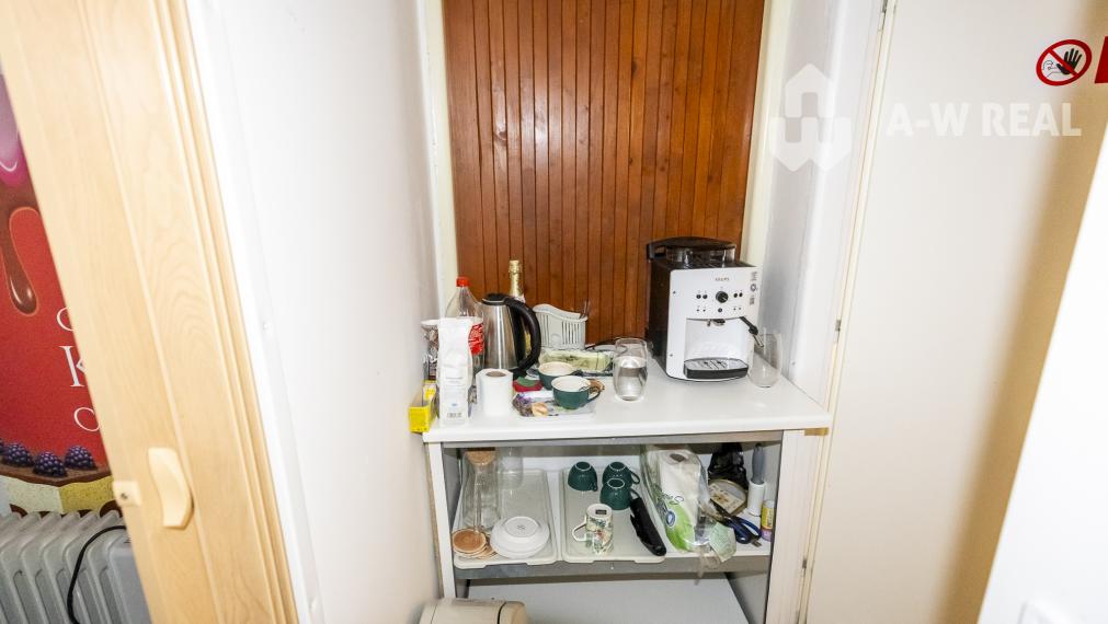 ☎️0918197701  Na prenájom 0obchodný priestor s priamym vstupom z ulice s výkladom na pešej zóne v Dunajskej Strede