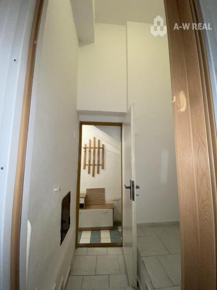 ☎️0918197701  Na prenájom 0obchodný priestor s priamym vstupom z ulice s výkladom na pešej zóne v Dunajskej Strede