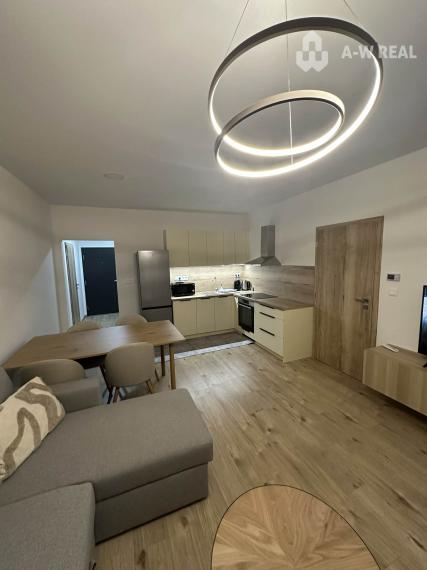 Prenájom vkusného zariadeného 2 izbového bytu  - FLORIDA PARK -Dunajská Streda