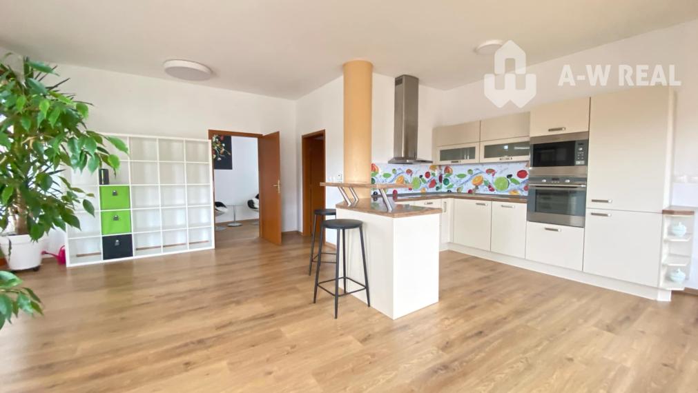 Na prenájom  elegantný 3 izbový byt priamo v centre Dunajskej Stredy v budove DUNA PALÁC-možnosť prenájmu aj  krátkodobo