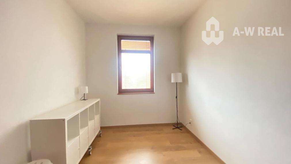 Na prenájom  elegantný 3 izbový byt priamo v centre Dunajskej Stredy v budove DUNA PALÁC-možnosť prenájmu aj  krátkodobo